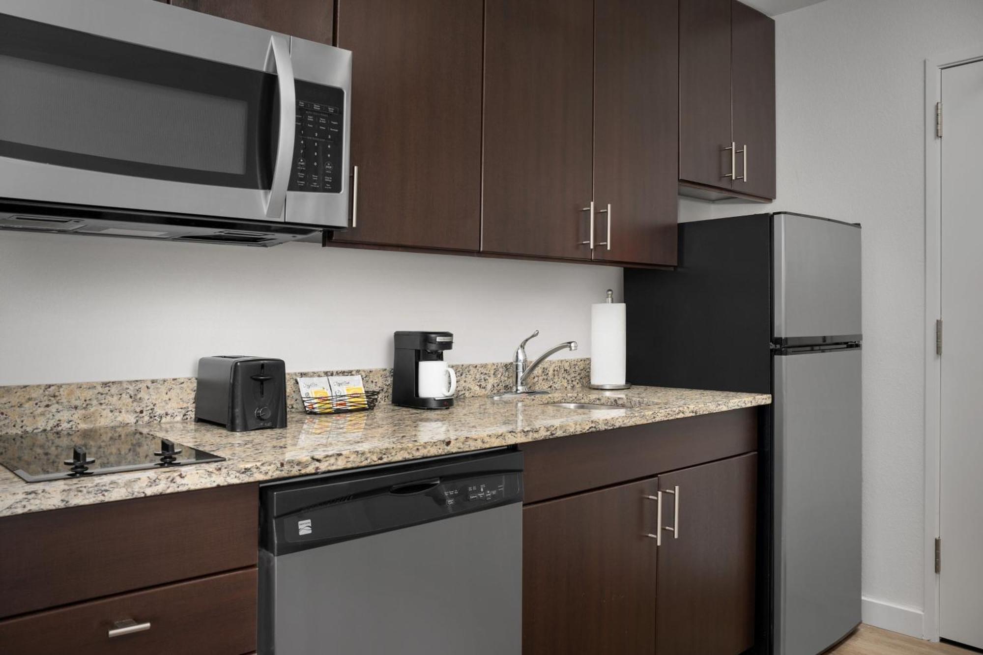 Towneplace Suites By Marriott Gainesville Northwest Eksteriør billede